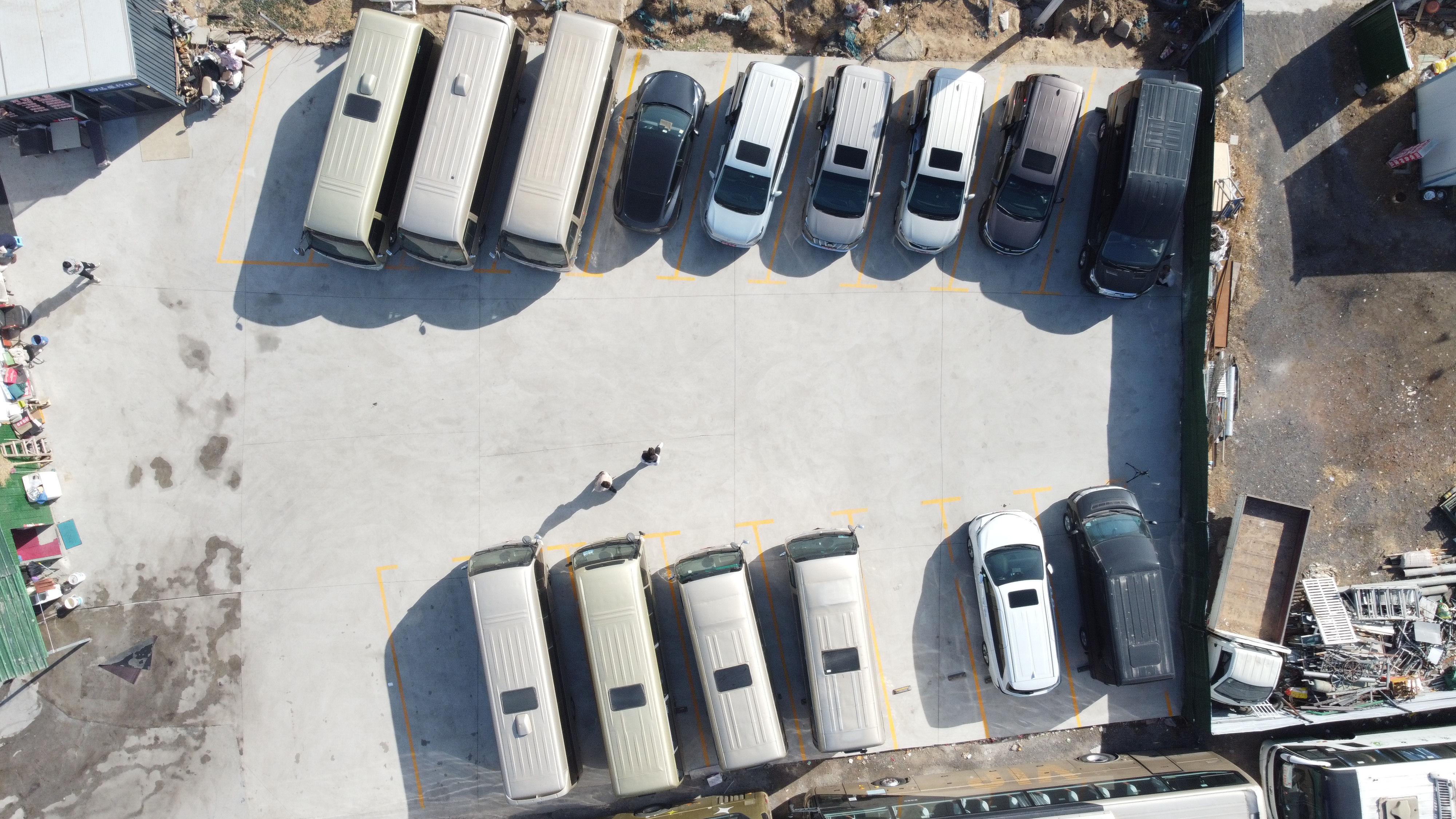 郑州百家汽车服务车队航拍全景